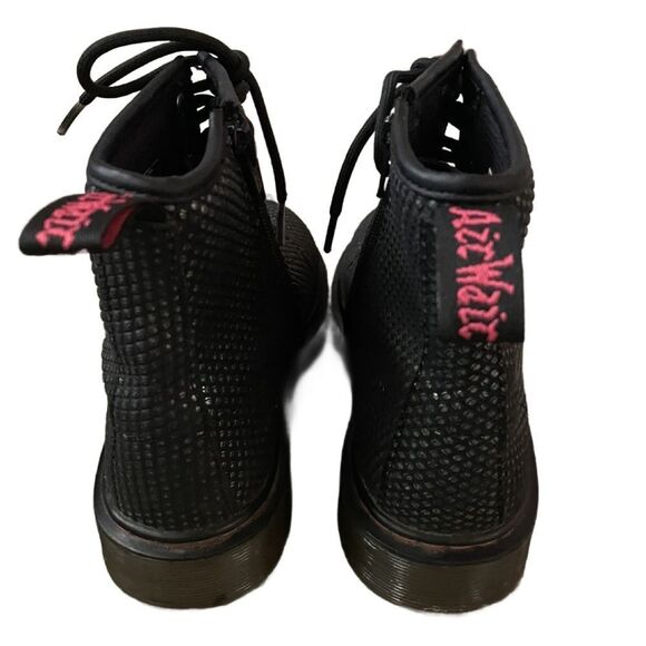 Dr. Martens Delaney Black Lace Up 90s Boots w/Metallic Rainbow Accents (Size: 5) - Picture 4 of 13